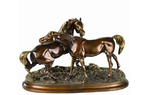 Удивительные скульптуры лошадей из бронзы на постаменте для дома в искусстве для дома
