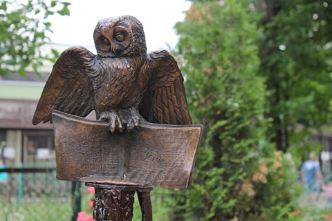 Эксклюзивная скульптура совы из бронзы в искусстве