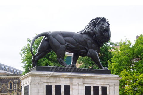 Купить скульптуру льва для сада в искусстве