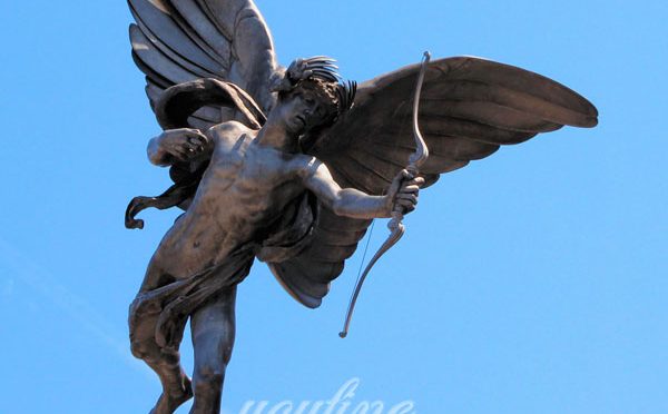 Статуя ангела в интерьере для декара