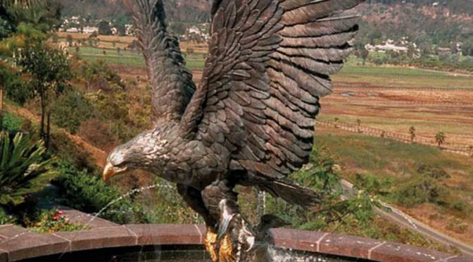 Купите большую напольную бронзовую статую животного Орла для сада