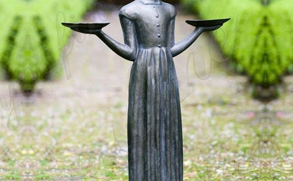 Заводская прямая бронзовая статуя девушки птицы в натуральную величину в саванне